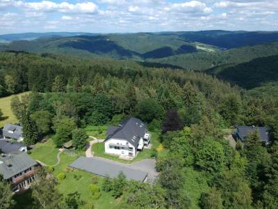 Jagdhaus_33_am_Wald_original